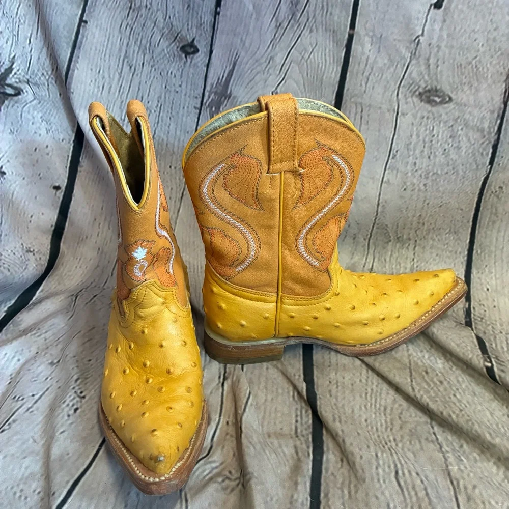 montenegro kids western ostrich print boots made in mexico yellow gold sz 6-6.5?